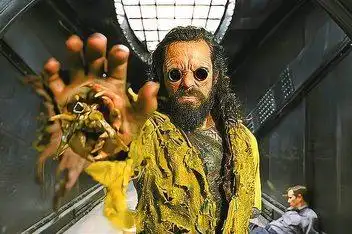 来源:网易新闻发布时间:2021-04-11黑衣人3:鲍里斯逃脱,j探员十分焦虑