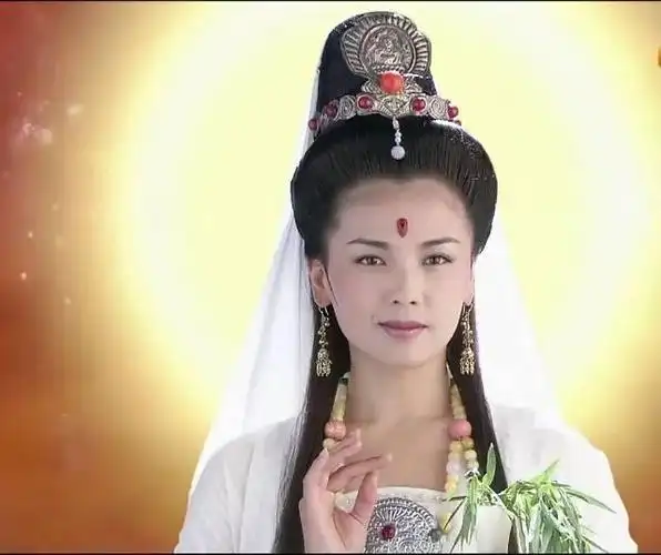 尤其是在《西游记》改编的各种影视剧中,观世音菩萨和孙悟空的互动都