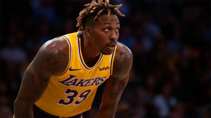 德怀特·霍华德|湖人担心之事发生,霍华德遭哄抢,勇士拿出诚心领跑全