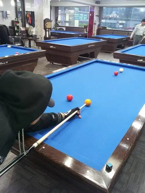 exo 新闻 灿烈爸爸店的facebook【】更新灿烈打桌球相关照片1p :今天