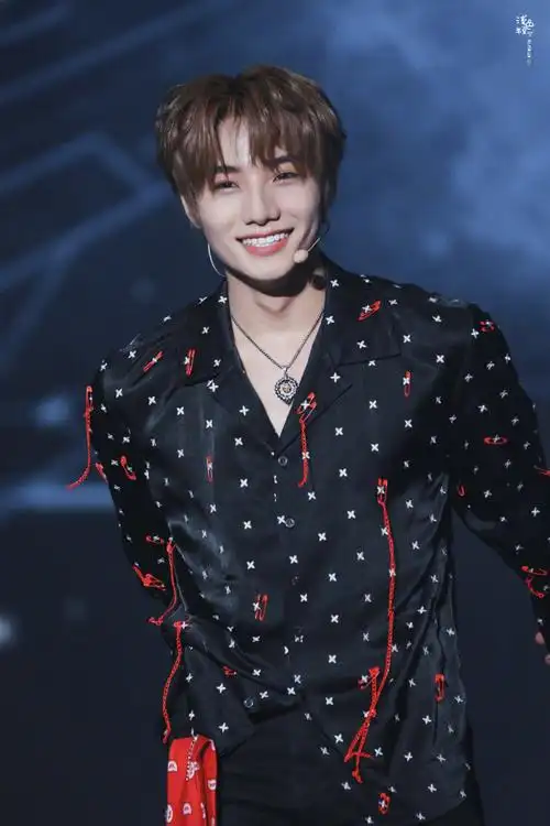 李振宁超新星运动会