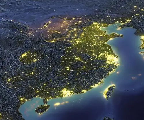 从这张卫星夜景图,能否看出,中国哪些城市已经或有望修成正果