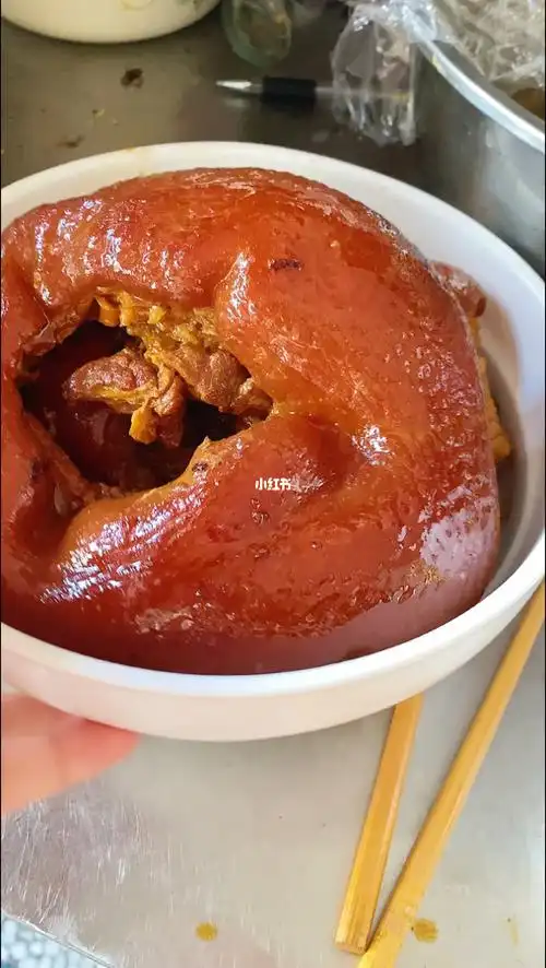 肥肥糯糯的猪脚包客家菜传承者来咯#客家菜  #猪脚包