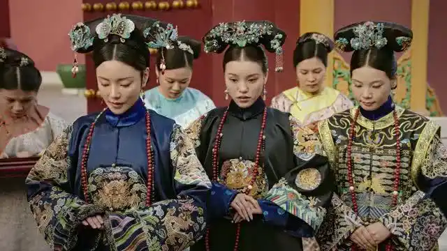 为您推荐: 少年嘉庆:令贵妃和嘉贵妃相斗,都在为儿子争太子,后宫心计