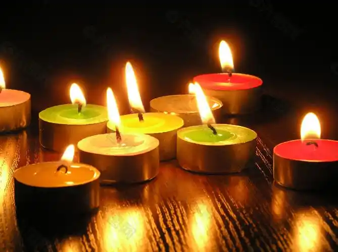 祈福祈祷蜡烛背景图片