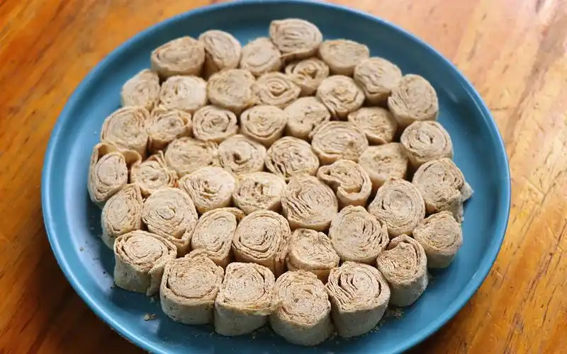 【豆酥糖】家里有黄豆的试试这样做,薄的像纸一样,口口松酥,豆香浓郁