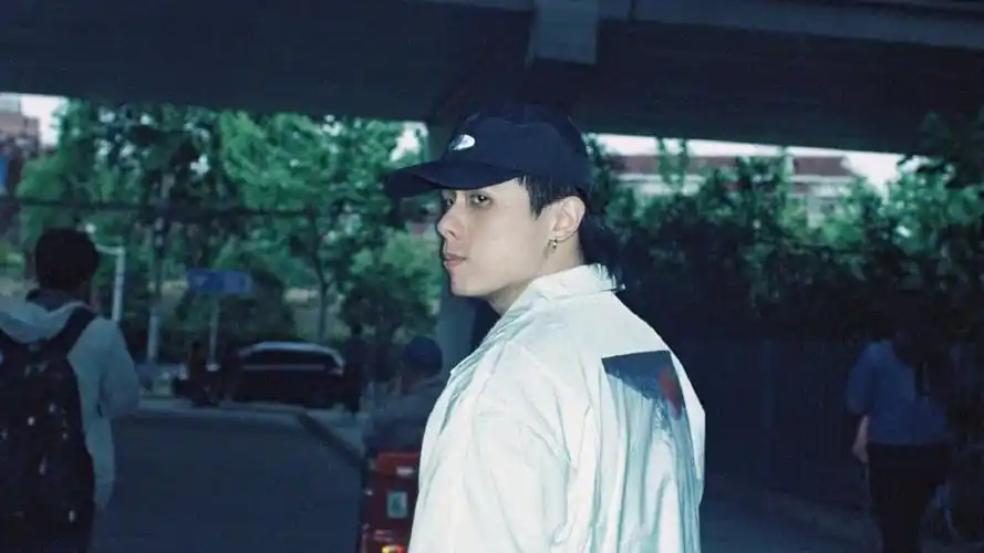 rapper还得向饭圈低头吗法老歌曲被偶像练习生粉丝举报下架mercy发言