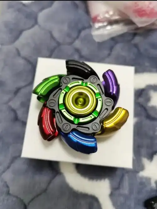 躁动黑科技指尖陀螺青春版潮成人解压减压抖音陀螺