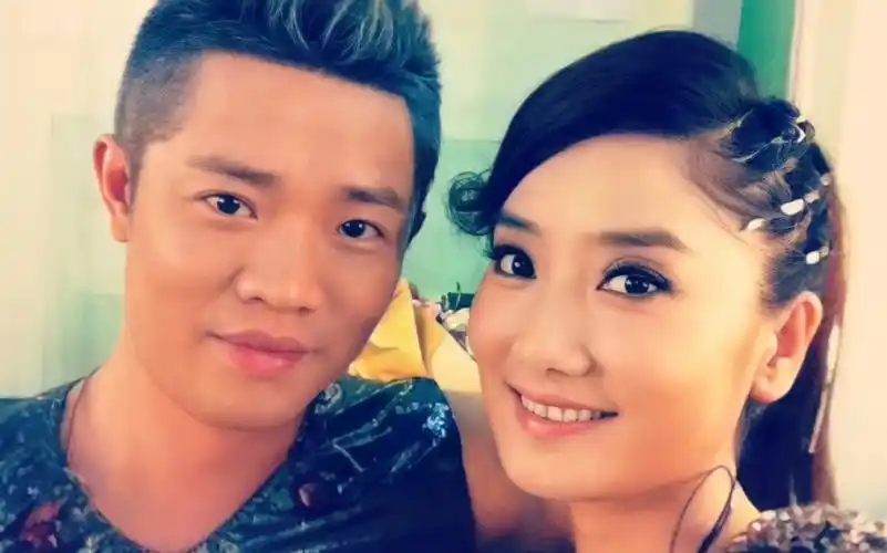 【凤凰传奇】20141115_哔哩哔哩_bilibili