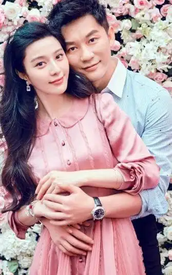 李晨原来影藏了这么多年,送石头表爱意?