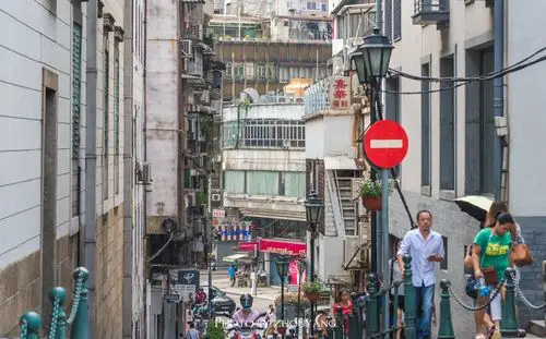 澳门街头,走进寻常百姓的市井与生活