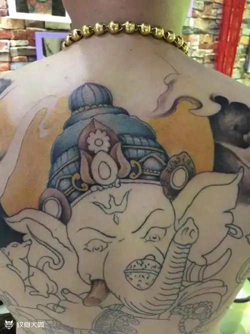 满背象身待续_纹身图案手稿图片_小亮的纹身作品集