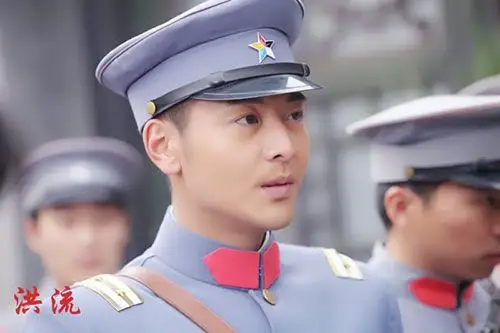 内地电视《洪流》央八热播 吴其江为角色疯狂减重35斤(点击观看高清