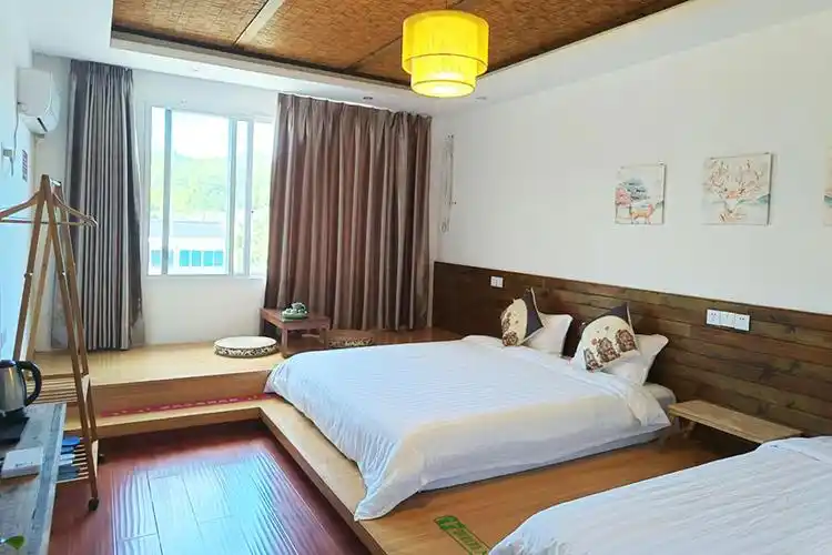 商户介绍:浙江仙居初见暖宿位于浙江省台州市仙居县白塔镇王户村141号