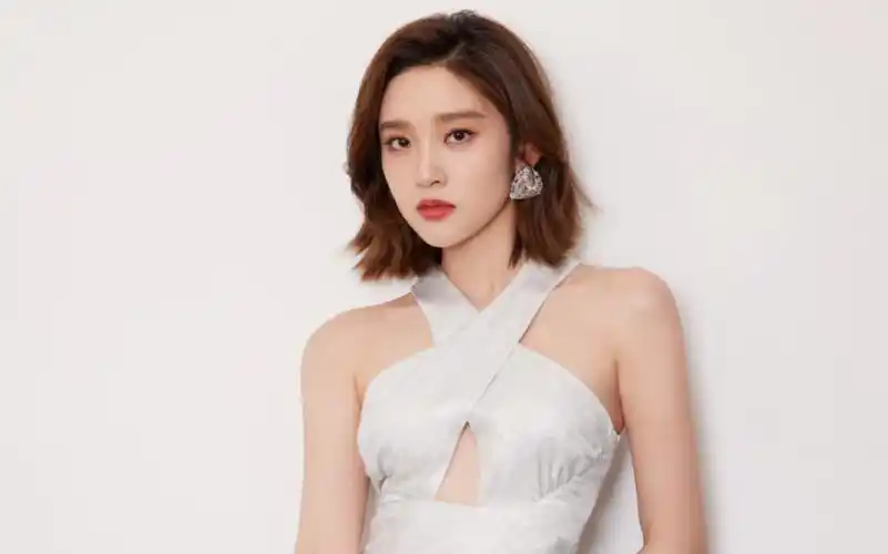 女明星 #唐艺昕 当然是嗑大美女啦