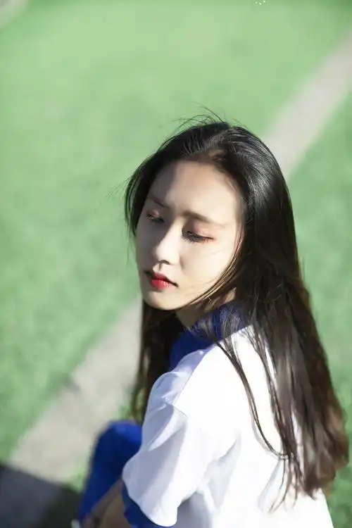 昆明毕业照(单人照)呈贡大学城