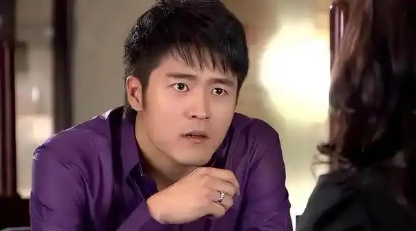 回顾演员尚于博26岁爆红2年后却跳楼轻生母亲的选择令人泪目