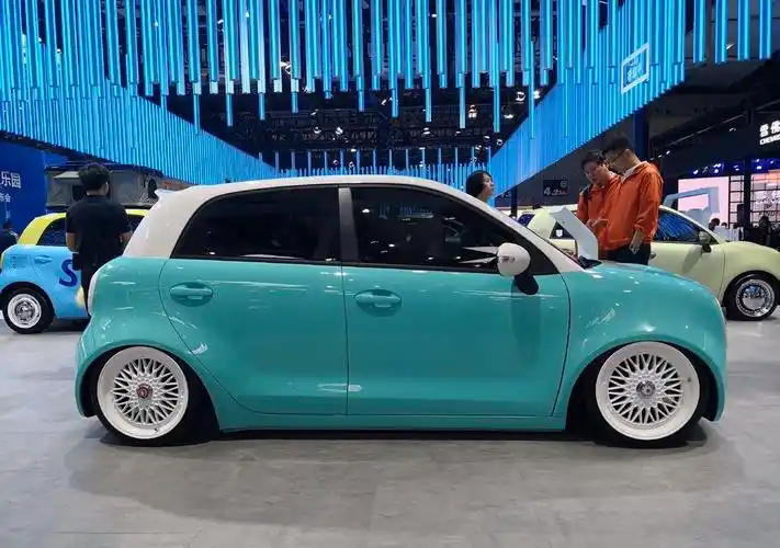 被欧拉r1圈粉了,特别是这个低趴风格改装