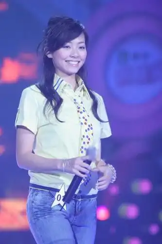 张靓颖感情受挫但她瘦了30斤的好身材让人羡慕