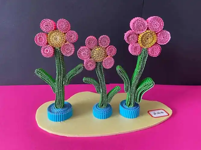 石榴街道幼儿园开展教师创意手工作品展示活动