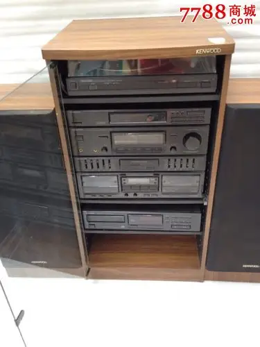 建伍组合音响一套