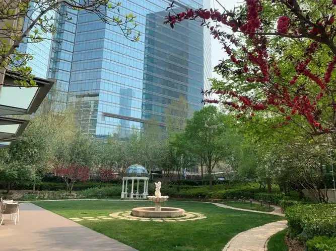 北京市内婚礼草坪:丽兹卡尔顿福楼御园汇