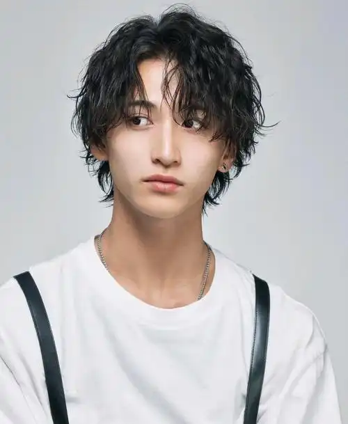 日系风男士发型