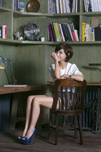 邓家佳杂志写真