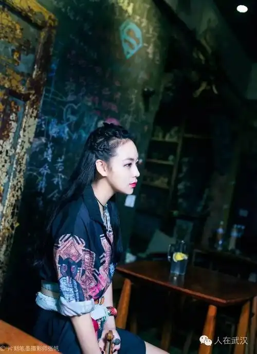 摄 影 | 张 帆出 镜 | @詹喆钰stacey ( 驿 动 楚 天 )dreamgirl我们