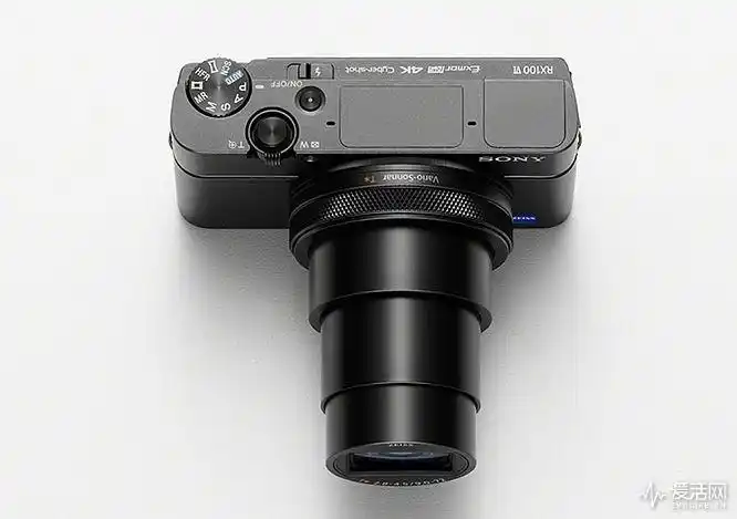 六代同堂的索尼黑卡rx100 到底选谁好?