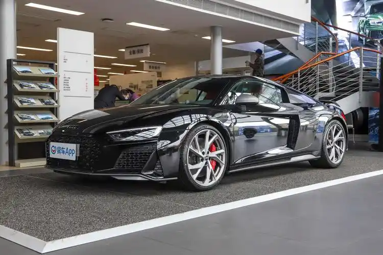【2022款 奥迪r8 r8 v10 coupe performance汽车报价_图片_参数配置】