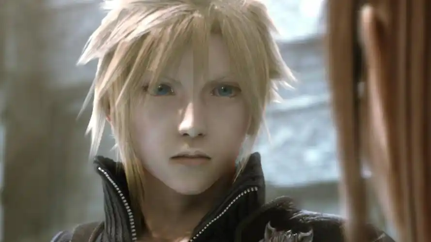 而我们玩家则是跟随着克劳德的脚步,一步步的看着这个性格懦弱内向的