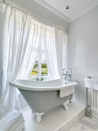 简约卫生间窗帘