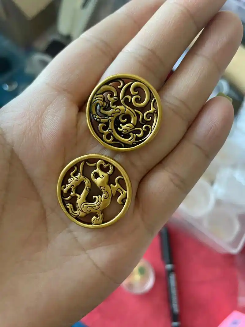 龙凤佩.黑金龙凤佩#首饰分享 #足金首饰#纯手工编绳 - 抖音