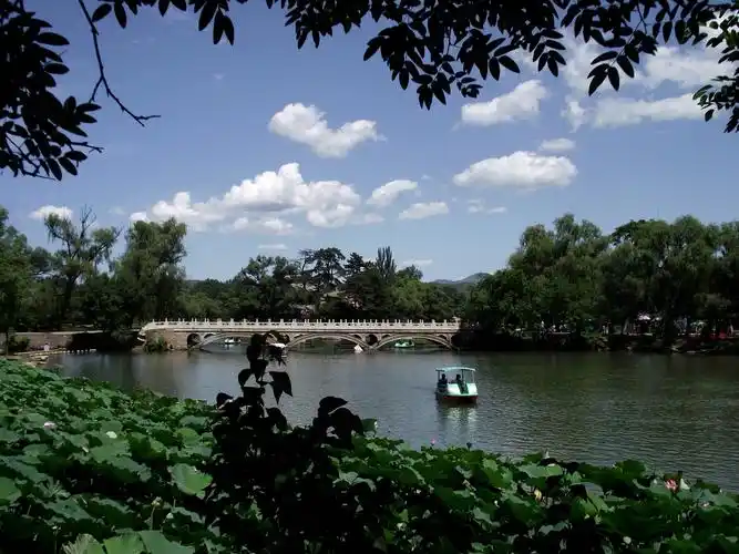 承德避暑山庄和周围寺庙