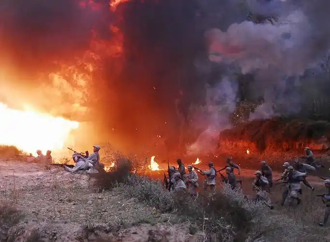 军史上著名的两次攻城大战,此人均立下大功,成为名震全军的英雄