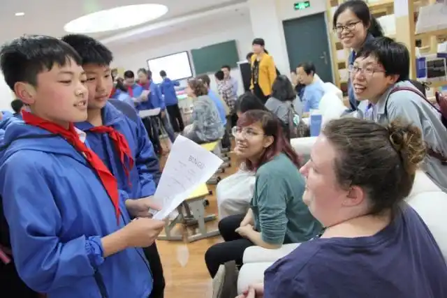 "洋老师"真的就好吗?高学费的外教班,还真不一定能"教"