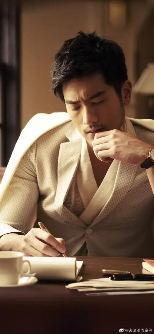 谁人不爱高以翔 - 堆糖,美图壁纸兴趣社区