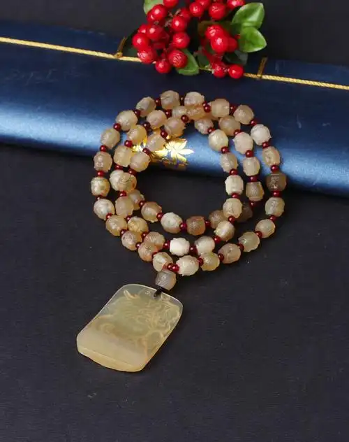 天然羚羊角精雕雕龙挂件