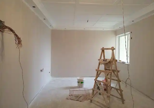 墙面涂乳胶漆,刷涂,滚涂,喷涂,有什么区别?哪种方式更好?