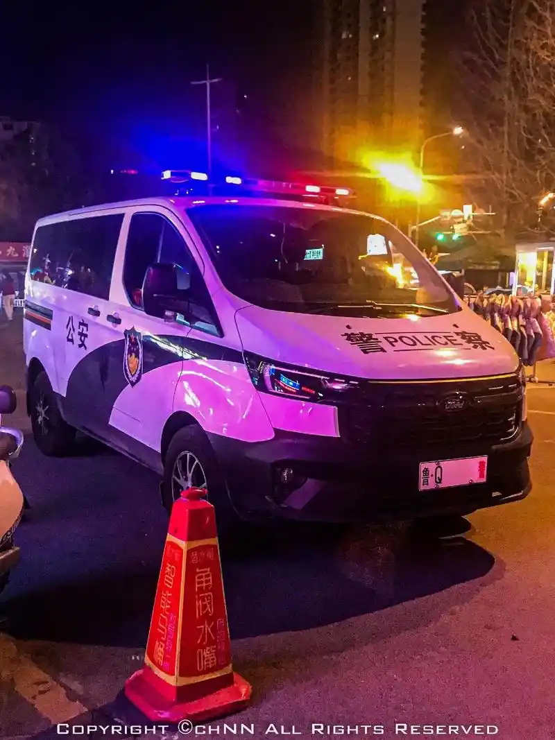 【粉丝投稿】江铃福特全顺警车91."临沂沂蒙公安,时刻守护城 - 抖音