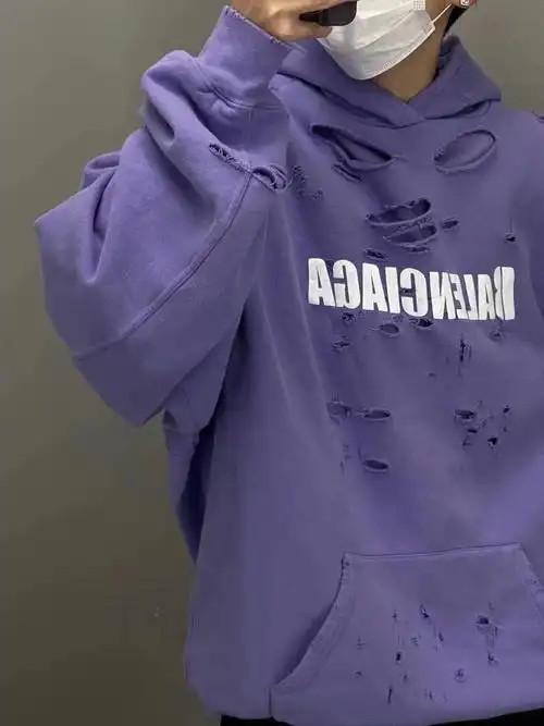 balenciaga巴黎世家破洞卫衣八哲