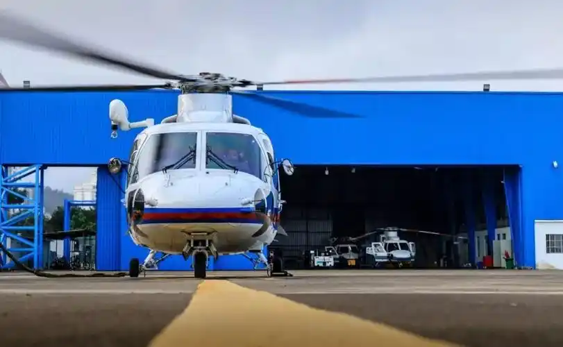 的中国海上救助飞行队空客h225重型直升机(上)和s-76d中性直升机