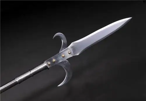 00373钩镰枪十八般兵器