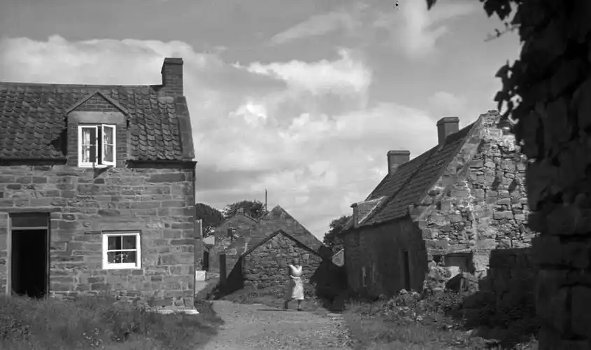 英国摄影师拍的20世纪30年代老照片. - 美篇