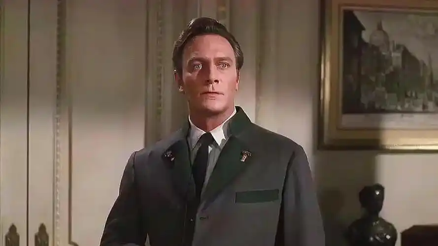 91岁《音乐之声》男主,克里斯托弗·普卢默离世,摔倒后撞到头