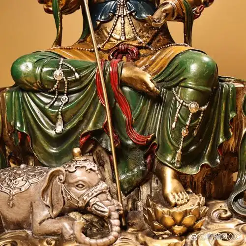 珍品旧藏收纯铜全铜高浮雕錾刻彩绘描金文殊普贤菩萨一对 工艺精湛