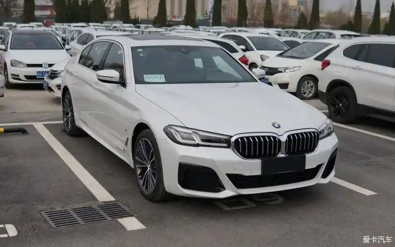 宝马5系提车作业21款530li领先型m运动套装留学生免税车提车过程