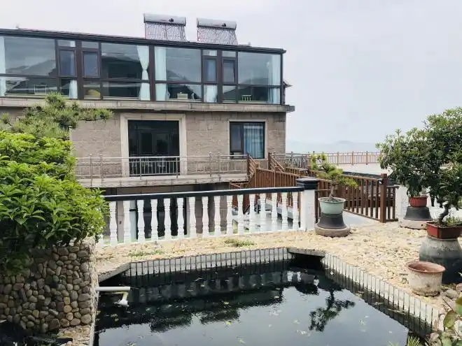 山东青岛崂山幸福海边民宿海景房私家茶园和果园海鸭蛋随便捡