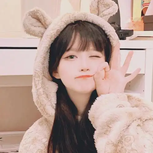 彩色碎片滤镜 #不出远门过端午 #小红书自带滤镜  #头像分享  #女